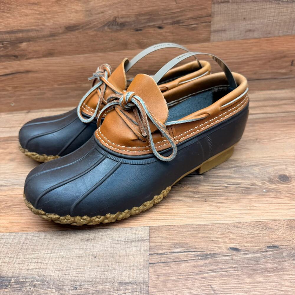 LL Bean boat women’s size 8 Brown Moc Leather Duck Shoes